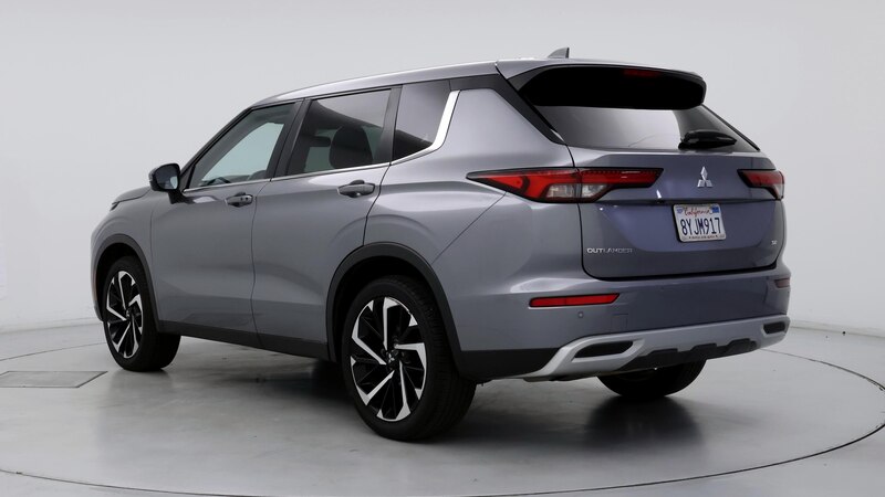 2022 Mitsubishi Outlander SE 2