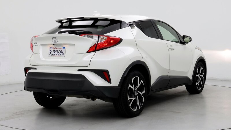 2019 Toyota C-HR XLE 8