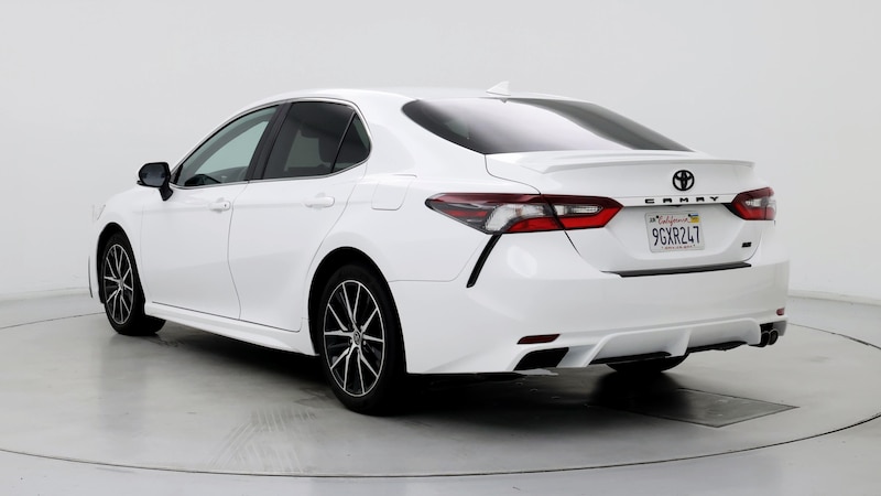 2023 Toyota Camry SE 2