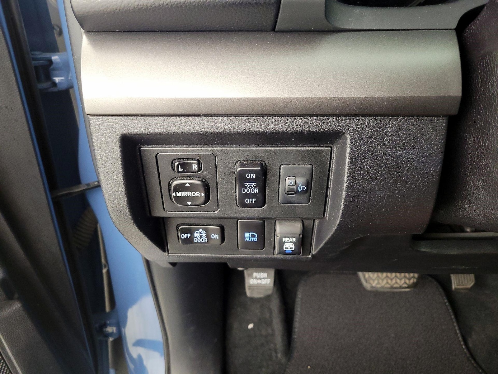 2021 Toyota Tundra SR5 - Photo 14