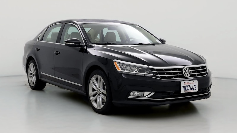 2017 Volkswagen Passat SE Hero Image