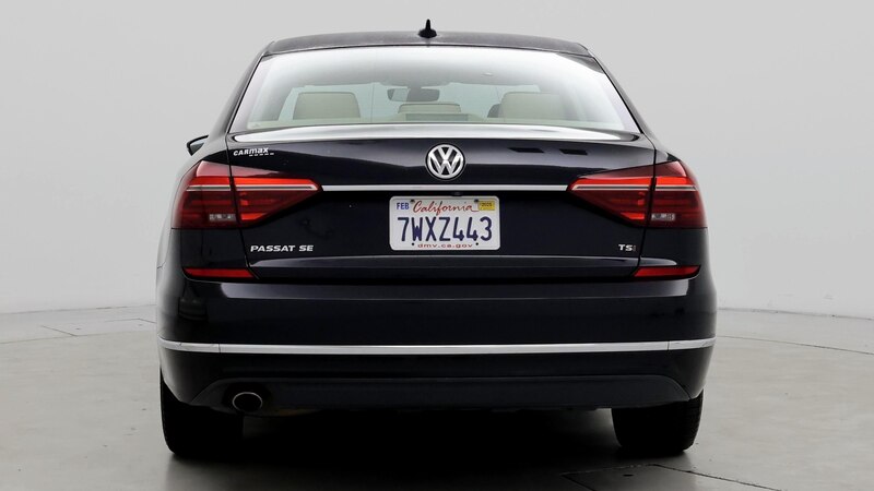 2017 Volkswagen Passat SE 6