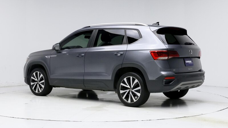 2022 Volkswagen Taos SE 2