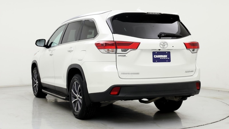 2019 Toyota Highlander XLE 2