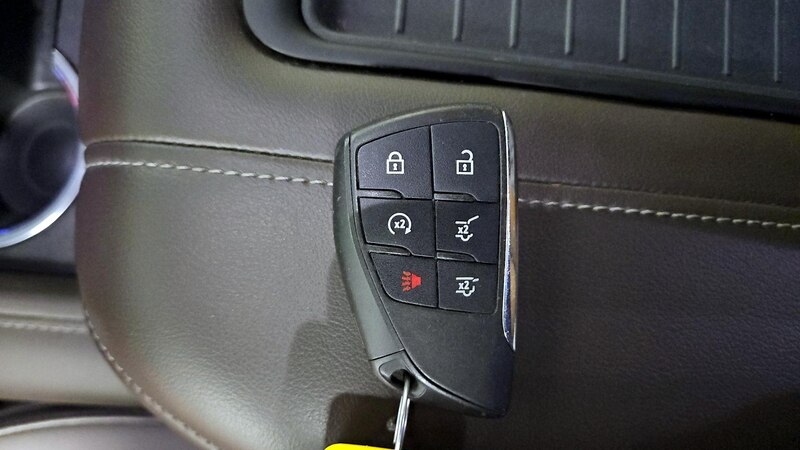 2021 Chevrolet Suburban 1500 LT 24
