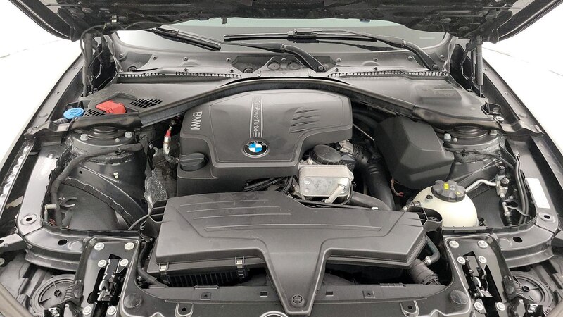 2014 BMW 3 Series 320i 21