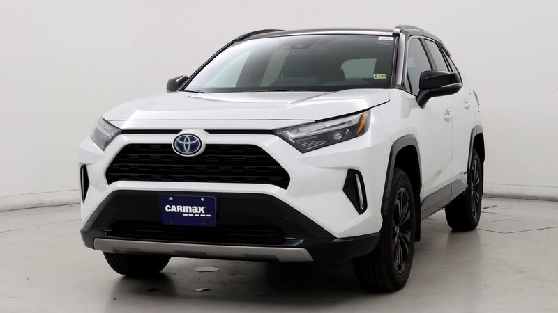 2024 Toyota RAV4 XSE 4