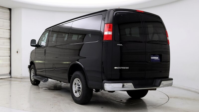 2017 Chevrolet Express 2500 LT 2