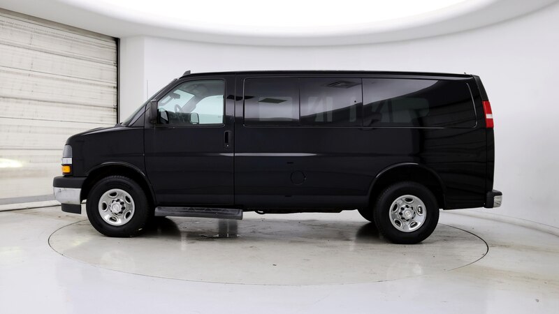 2017 Chevrolet Express 2500 LT 3