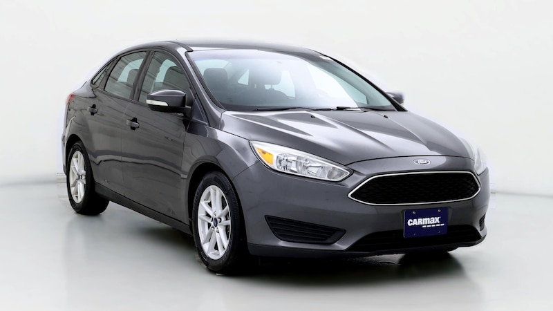 2015 Ford Focus SE Hero Image