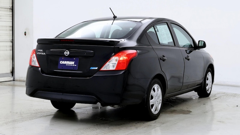 2015 Nissan Versa S 8