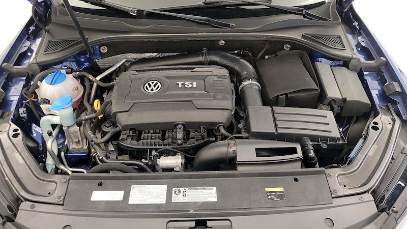 2017 Volkswagen Passat SE 22