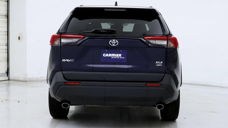 2019 Toyota RAV4 XLE 6