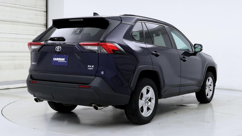 2019 Toyota RAV4 XLE 8