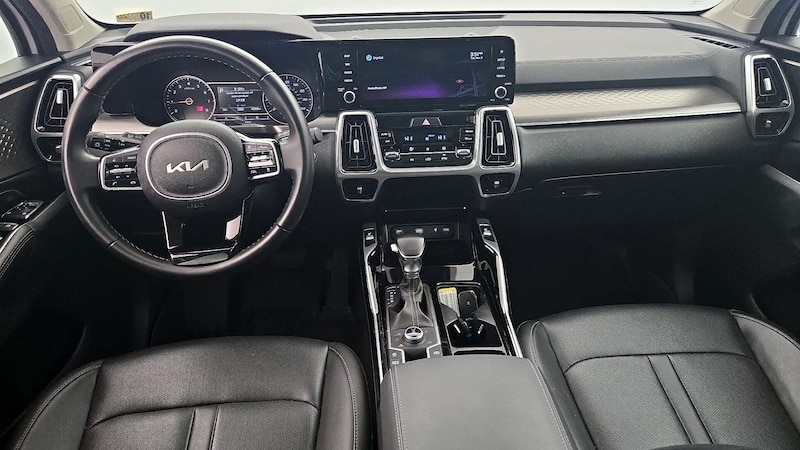 2022 Kia Sorento SX 9