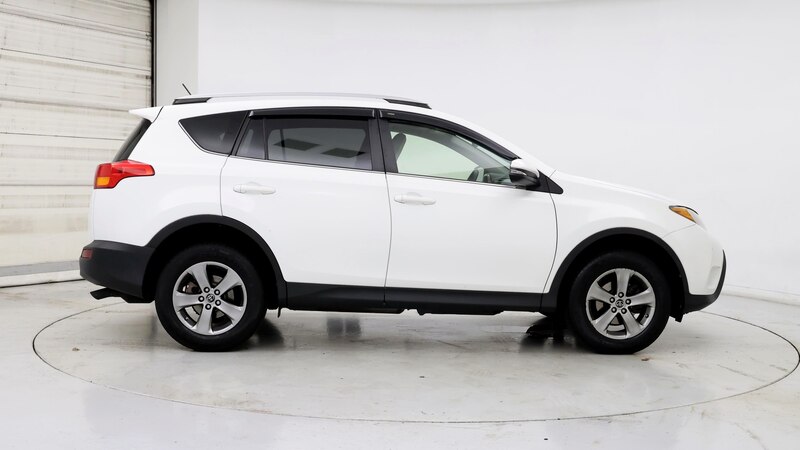 2015 Toyota RAV4 XLE 7