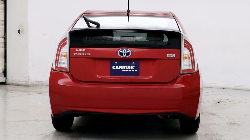 2013 Toyota Prius Two 6