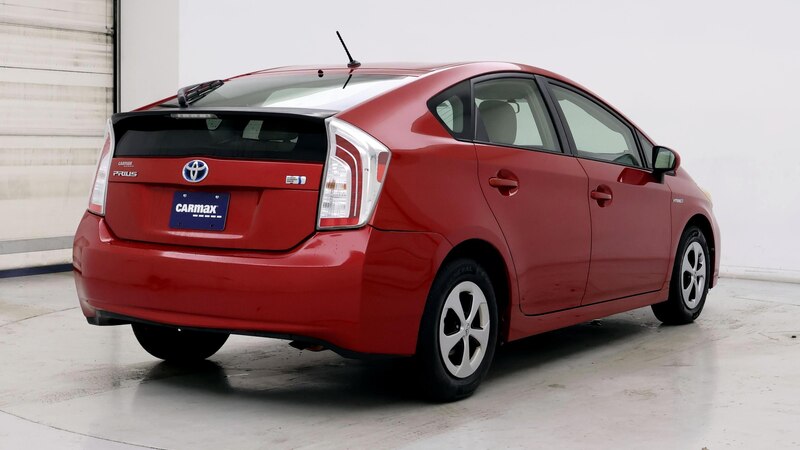 2013 Toyota Prius Two 8