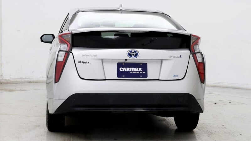 2016 Toyota Prius Two 6