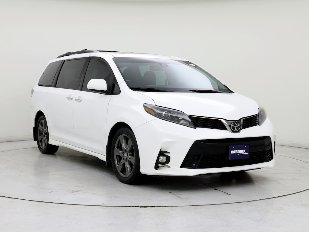 Toyota Sienna SE Premium 8-Passenger FWD