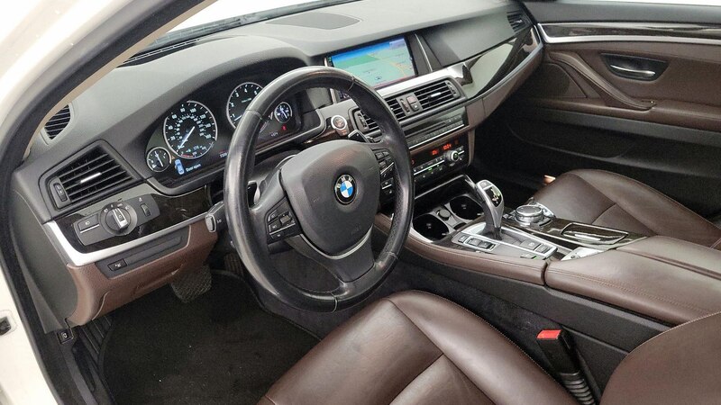 2016 BMW 5 Series 535i 9