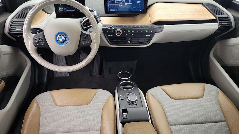 2015 BMW i3 Giga World 9