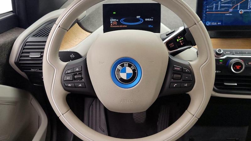 2015 BMW i3 Giga World 10