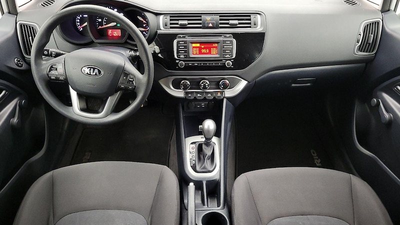 2016 Kia Rio5 LX 9