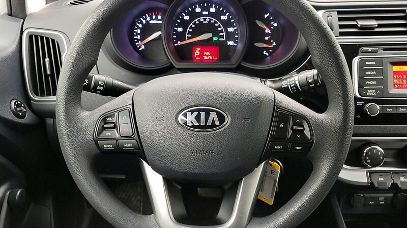 2016 Kia Rio5 LX 10