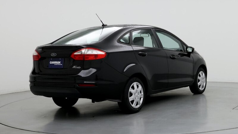 2015 Ford Fiesta S 8