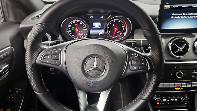 2020 Mercedes-Benz GLA 250 10