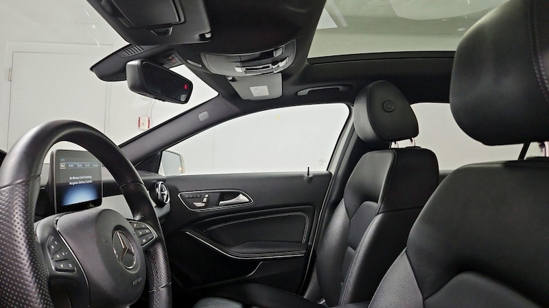 2020 Mercedes-Benz GLA 250 19