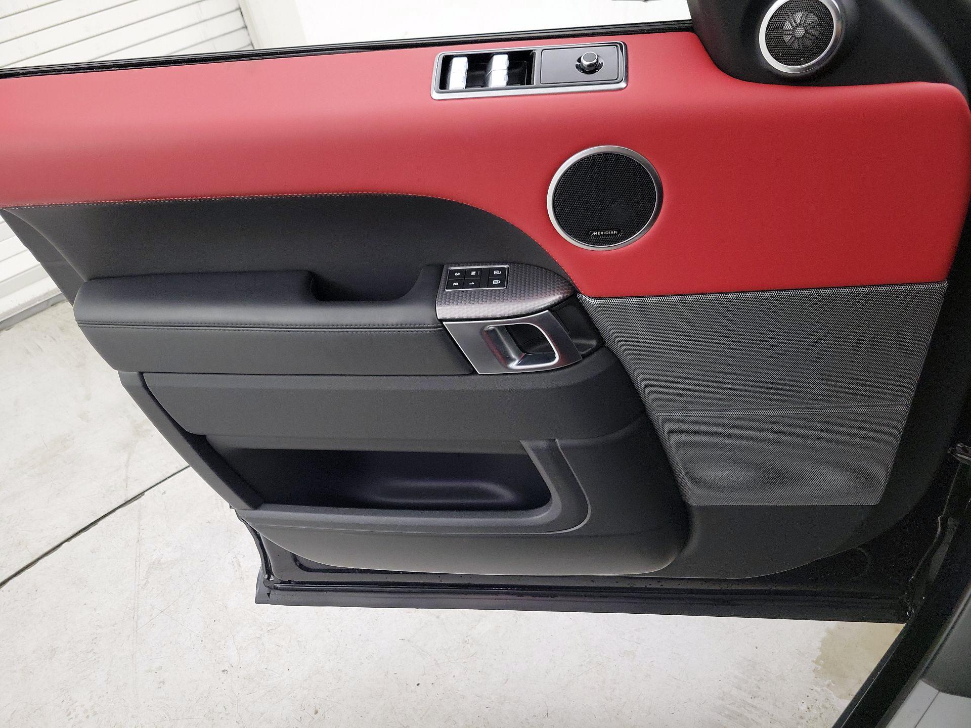 Thumbnail: 2021 Land Rover Range Rover Sport - 12