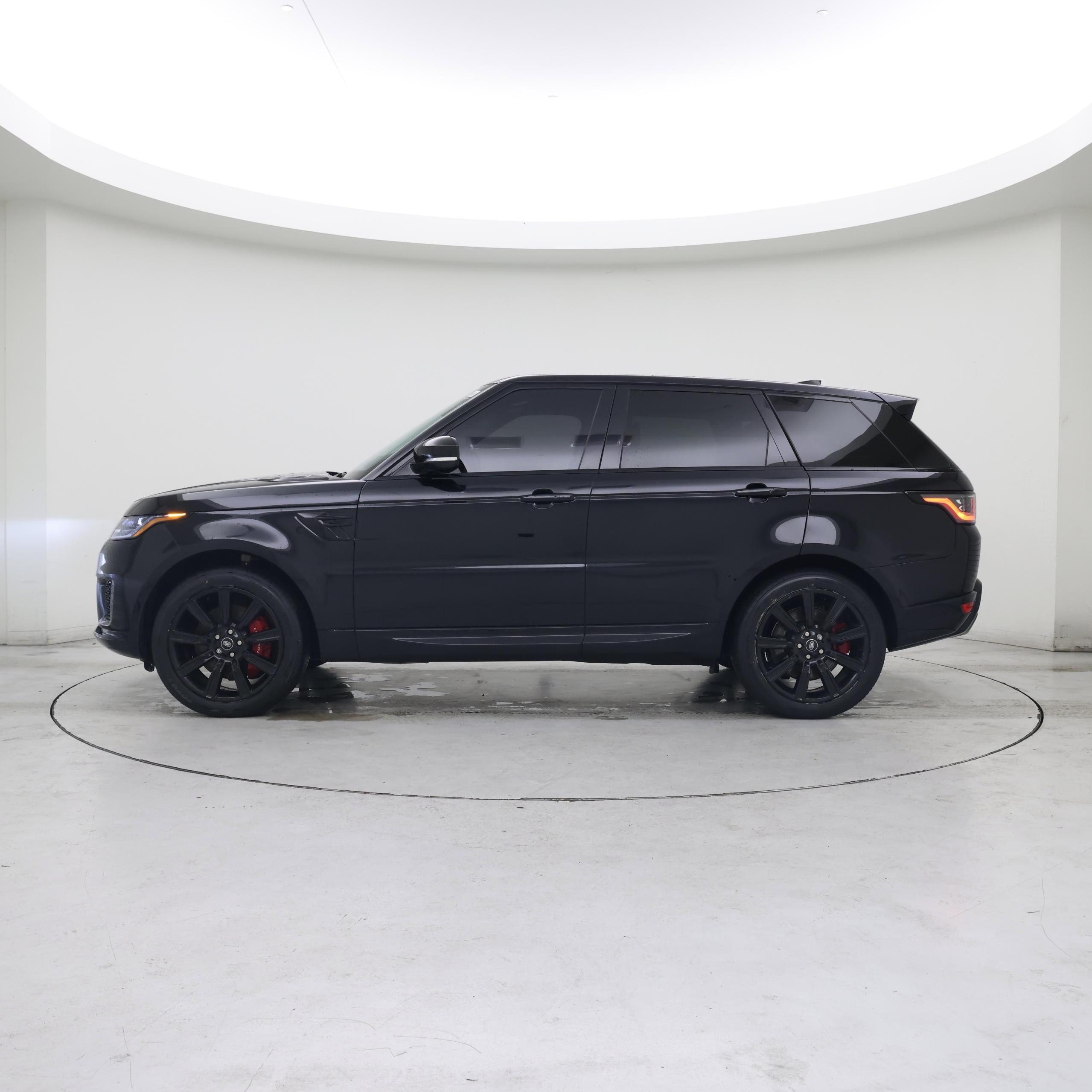Thumbnail: 2021 Land Rover Range Rover Sport - 3