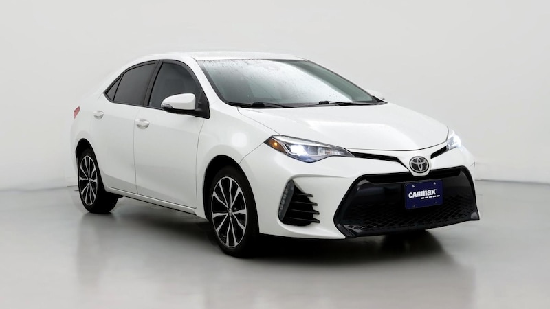 2017 Toyota Corolla SE Hero Image