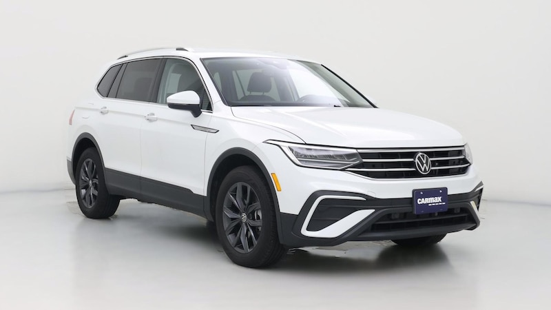 2023 Volkswagen Tiguan SE Hero Image