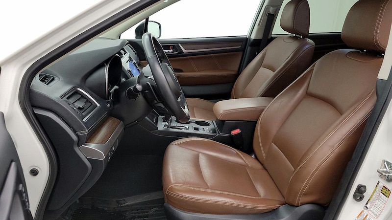2018 Subaru Outback 2.5i Touring 11