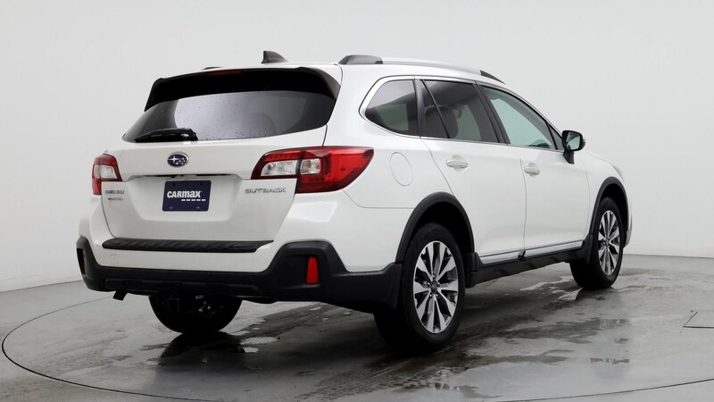 2018 Subaru Outback 2.5i Touring 8