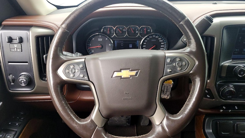 2018 Chevrolet Silverado 1500 High Country 10