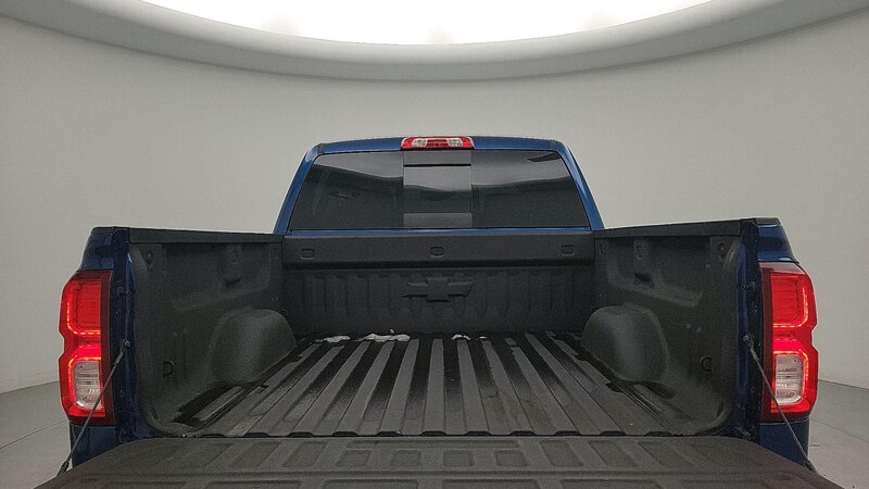 2018 Chevrolet Silverado 1500 High Country 21