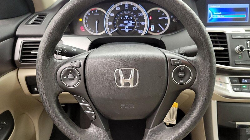 2013 Honda Accord LX 10