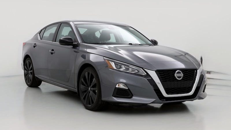 2021 Nissan Altima SR Hero Image