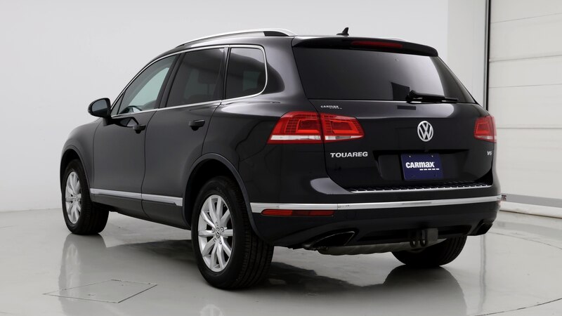 2016 Volkswagen Touareg Sport 2