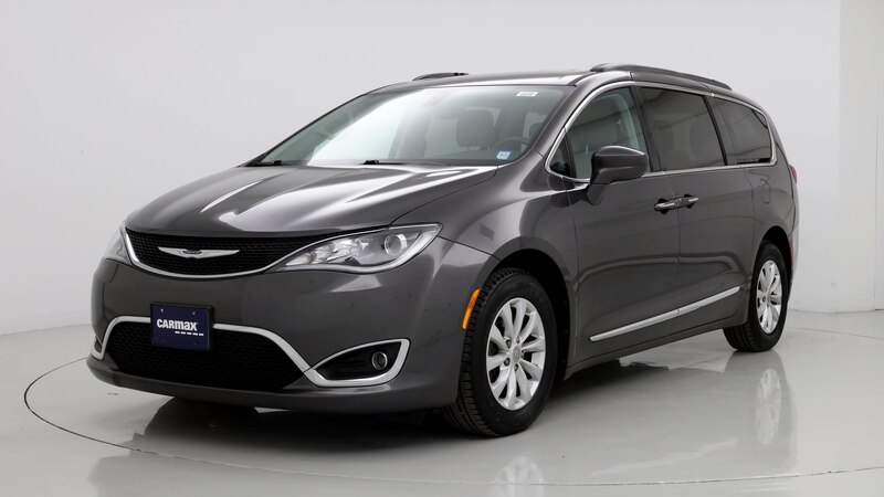 2017 Chrysler Pacifica Touring L 4