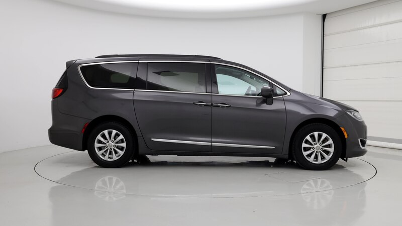 2017 Chrysler Pacifica Touring L 7