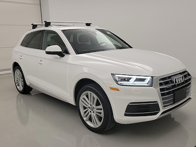 2020 Audi Q5 Premium Plus -
                St. James, NY