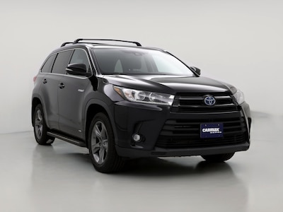 2019 Toyota Highlander Limited -
                St. James, NY