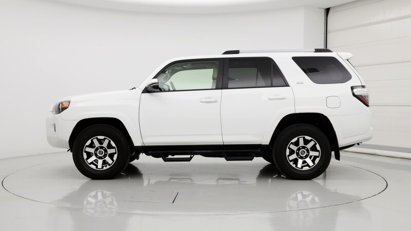 2022 Toyota 4Runner SR5 3