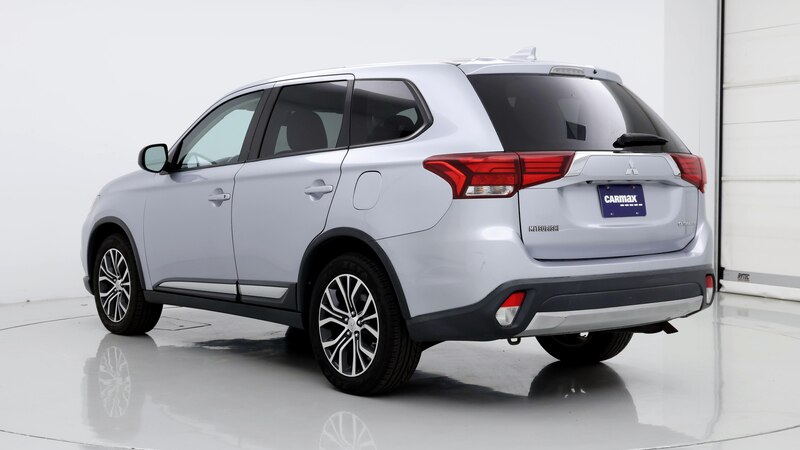 2017 Mitsubishi Outlander ES 2