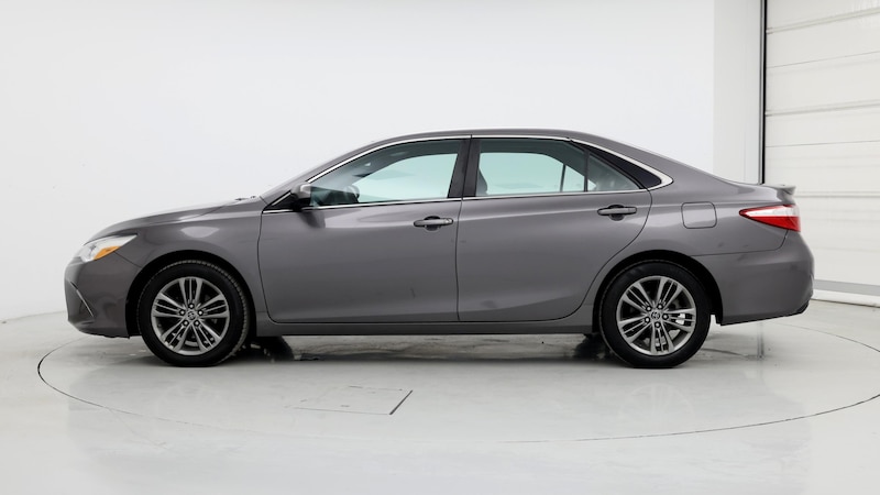 2016 Toyota Camry SE 3